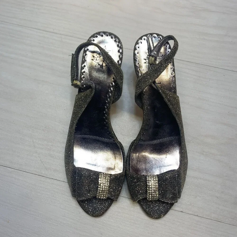 J.‎ Renee Dayna Slingback Pumps Womens Size 6.5M Metallic Silver Glitter Heel